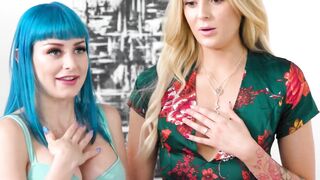 ALL WOMEN GRIND - Hottest Dyke Three-Way After Rubs That Ends Inside Eating Pussies
