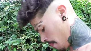 LatinoJuice.com - Tatted guys Kendro and Milo hang out by the pool to gobble each oth