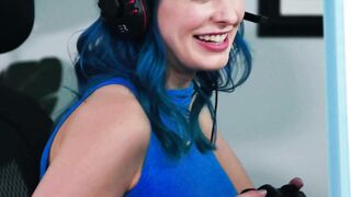 GIRLSWAY - Cutie Gamer Beauty Jewelz Blu Has Her Twat Eaten By Her College Roommate During Live Stream