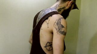 StepsonXXX.com - My bearded stepdad Matt Muck shoves his huge flashlight into my dark
