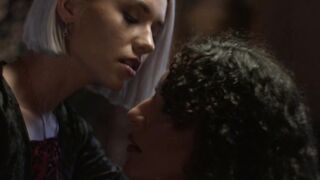 MIXEDX - Steamiest Dyke Three-Way With Super Sexy Cuties Liv Revamped Zazie Skymm and Barbie Brill