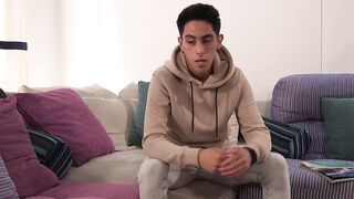 LatinoJuice.com - Latino twink Nate Wayne rides nerdy stud Vincent Landi dick