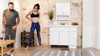 NURU STROKES - Incredible Masseuse Victoria Sunshine Gets Her Cunt Nailed Rough During A Nuru Session