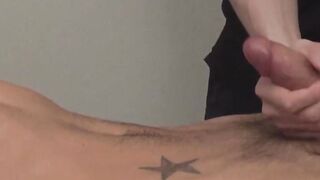 Masseur Baily Wylde gives jock Jordan Starr good massage and a horny ending