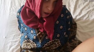 Hijab banged! for 1 withe man