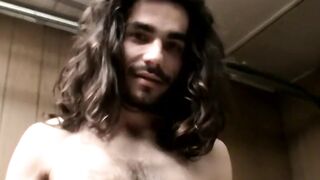 Rod suckers Devin Reynolds and Dean Inja masturbate together