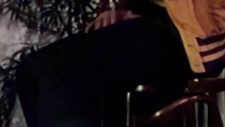 Very attractive Lee shoots a heavy load of cum after thorough jerking