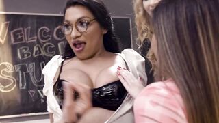 TRANSFIXED - Popular 18yo Lesbians Team Up To Fucked Their Goddess New Tranny Hispanic Professor Jessy Dubai
