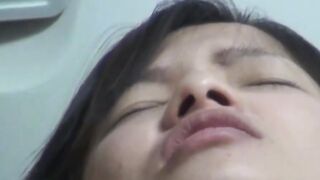 Stunning Japanese teen filmed wanking off in class