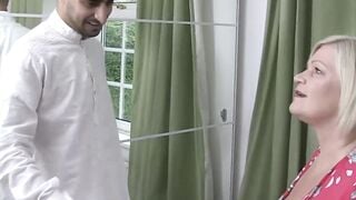 British grandmother Lacey Starrs cumshot of riding a foreign cock