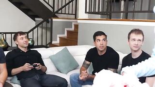 Slutty babe Petra Blair needs four dicks for great blowjob