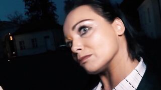 Sex date with Bombshell natural breasts housewife
