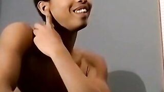 Black young amateur cums in chubby mature mans mouth
