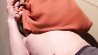 Good looking guy Mickey Waters splashing his fat cum load after a good wanking