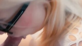 Sex date with chubby glasses snake Mariella Sun