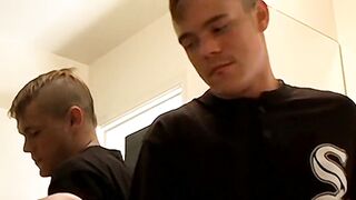 Handsome young Boomer Jacoby wanks his cock and cums on his feet