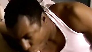 Amateur anal fucks mature black man and cums on his face