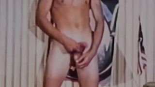 Curly hottie Kip Noll chokes his massive dick through savage cock stroking