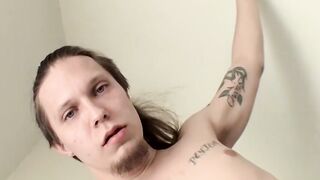 HungThugs.com - Kinky dude Max Ward enjoys jerking off his fat tool