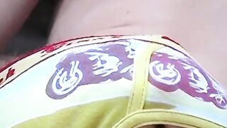 Handsome amateur Mark Woods masturbates and cums solo
