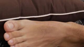 ToeSuckingDudes.com - That is the proper way to stroke your rock hard meat pole