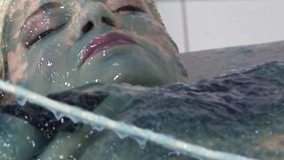 Waxed sub gets mouth screwed