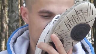 ToeSuckingDudes.com - One smell of his feet makes his massive dong rock hard