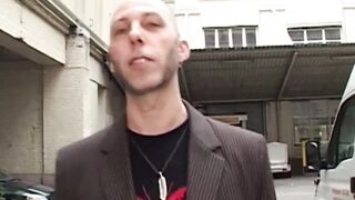 Slutty swingers fucking into groupsex