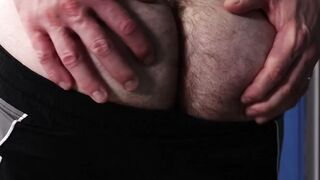 Gym buddies Colton Scott and Hans Berlin indulges in passionate fucking