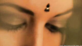Sensuous Delights From The Exotic Orient Dancing Alone