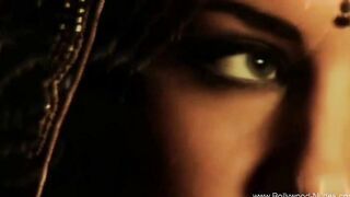 Sensuous Delights From The Exotic Orient Dancing Alone