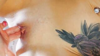 a babe Belinda Selin with a beautiful body caresses her cunt to a powerful orgasm.