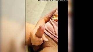 Masturbándome solo