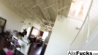 Surreal Swing solo with Alix Lynx into her daisy dukes