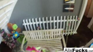 Surreal Swing solo with Alix Lynx into her daisy dukes