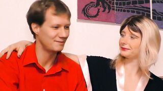 Young lovers have their first 3some at the casting