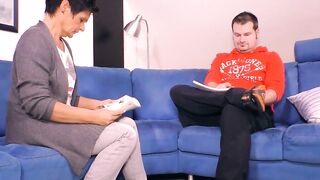 Vulgar pensioner seduces a strange man for sex