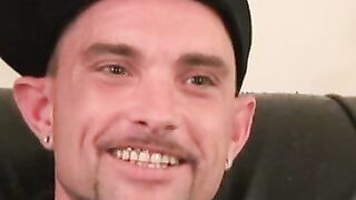 Mature American amateur cums on himself after jerking solo