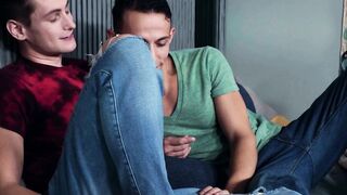 HETEROFLEXIBLE - Study Buddies Trevor Harris  Des Irez Take Break From Studying To Plowed Each Other