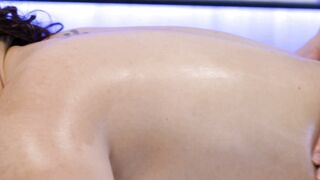 ALL BIMBOS GRIND - goddess Masseuse Siri Dahl Gets Sensual With Her Clients Soak Vagina