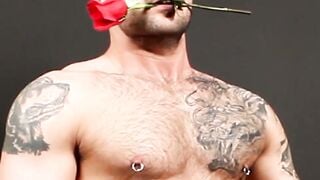Inked and pierced athlete cums after being deepthroated