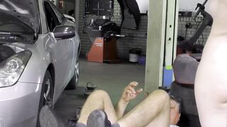 Brunette babe Mia Evans fed jizz after pounding old mechanic
