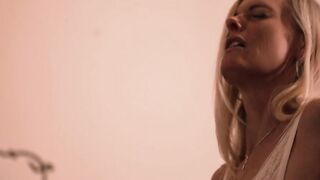 Real estate agent seduces interested parties for sex