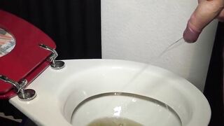 Intense peeing party with 10 liters of piss