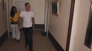 Fucking inside the elevator with chinese Melissa Deep