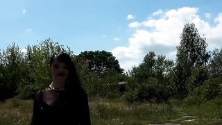 Goth cunt with mouth Doreen Darlin goes on an outdoors banged date