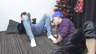 ToeSuckingDudes.com - His rock hard cock slides in that gaping asshole real nice