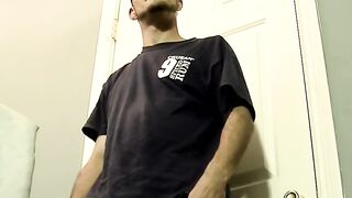 JoeSchmoeMovies.com - Joe is an excellent cock sucker and Mike learns that quickly