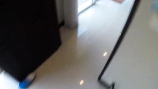 Vulgar blonde lets herself be recorded at a sex seen