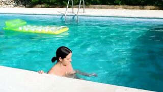 Holiday porn with a dark-haired young woman